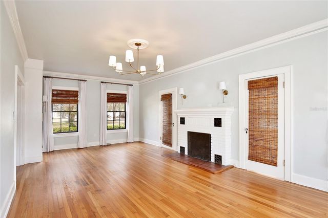 918 S PALMETTO AVENUE, Sanford, FL 32771