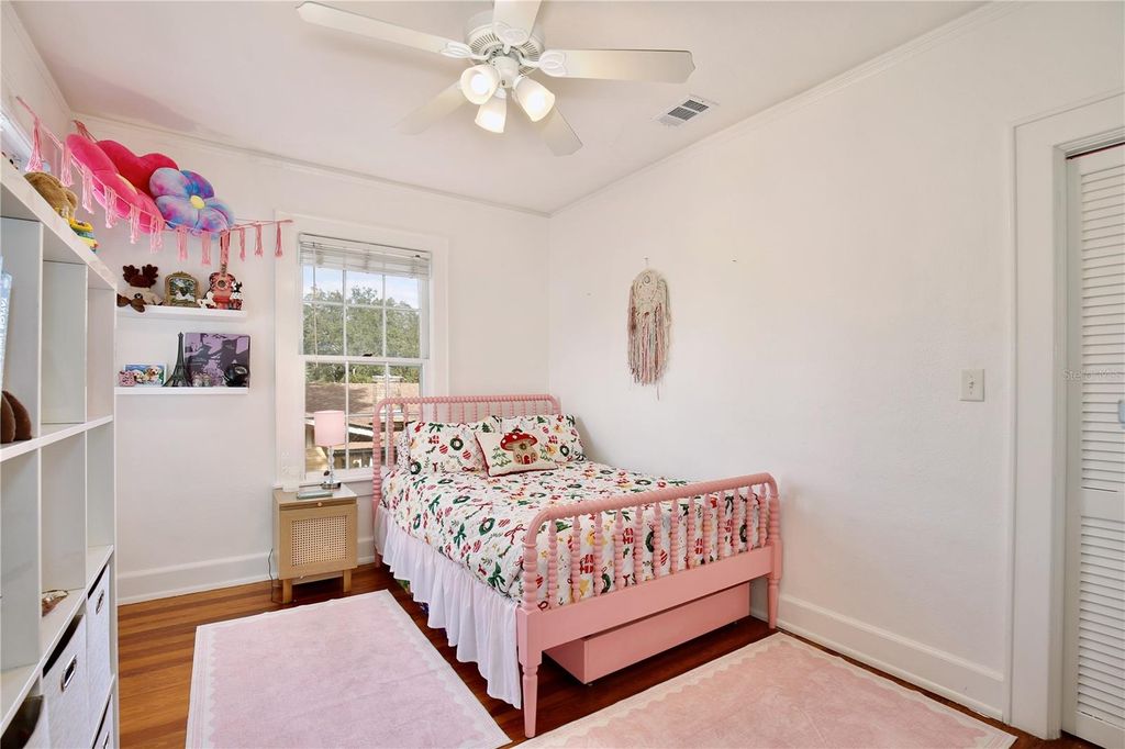 Image 42 of property listing at 918 S PALMETTO AVENUE, Sanford, FL 32771