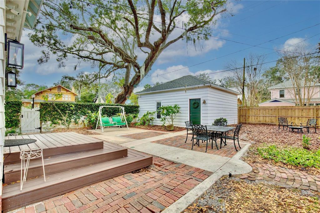 Image 54 of property listing at 918 S PALMETTO AVENUE, Sanford, FL 32771