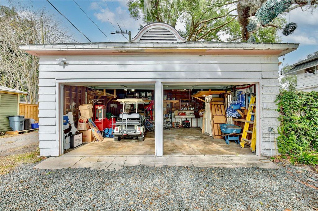 Image 58 of property listing at 918 S PALMETTO AVENUE, Sanford, FL 32771