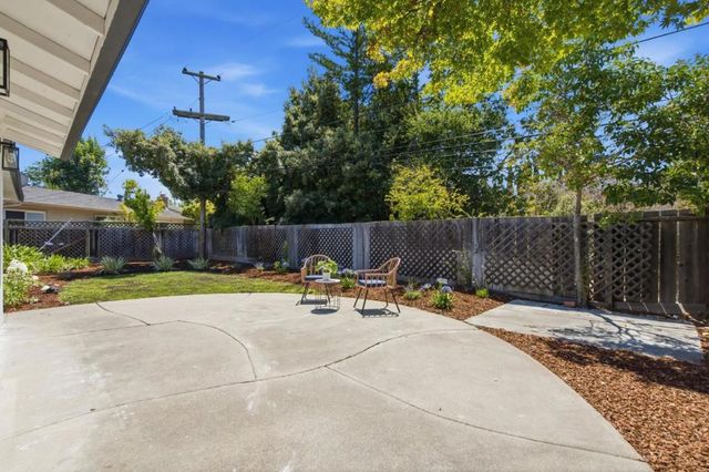 847 Alderbrook Lane, Cupertino, CA 95014