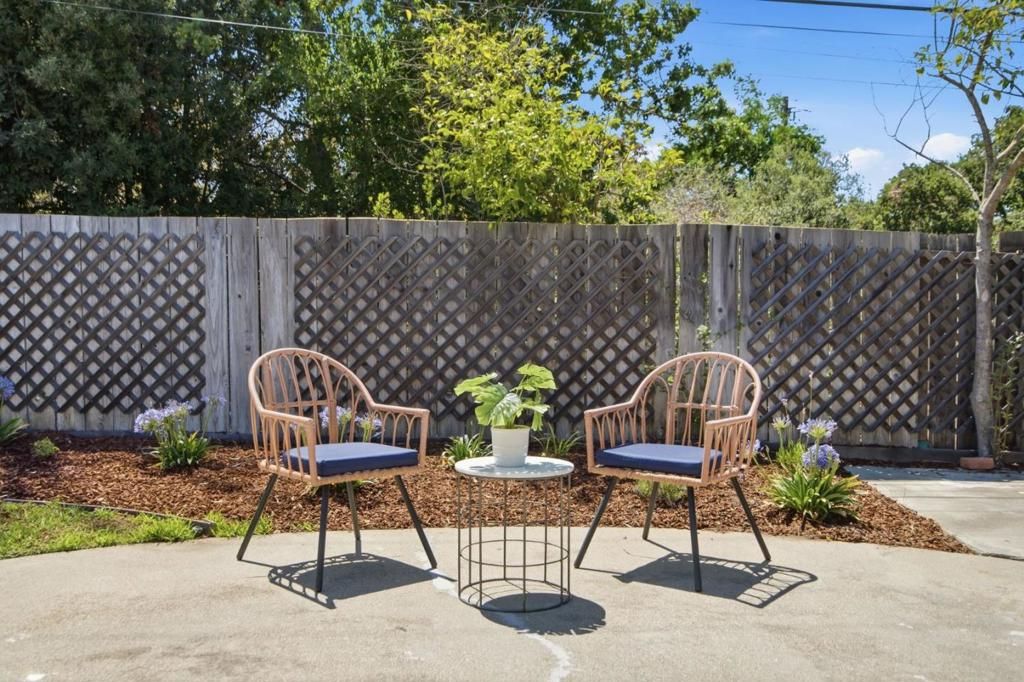 Image 23 of property listing at 847 Alderbrook Lane, Cupertino, CA 95014