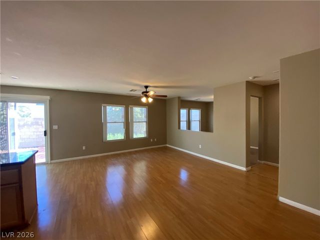 136 Temple Wood Court, Las Vegas, NV 89148