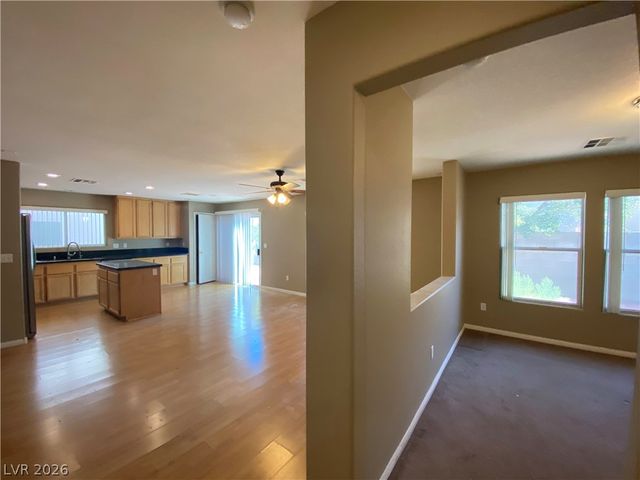 136 Temple Wood Court, Las Vegas, NV 89148