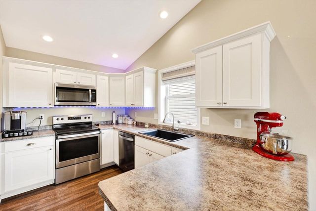 2516 S Terrace Street, Janesville, WI 53546