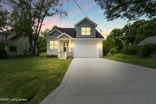6702 Shirley Ave, Prospect, KY 40059