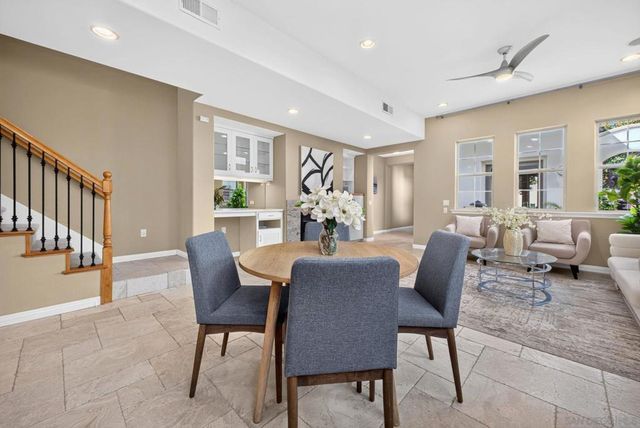 2985 Farragut Rd, San Diego, CA 92106