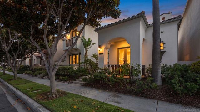 2985 Farragut Rd, San Diego, CA 92106