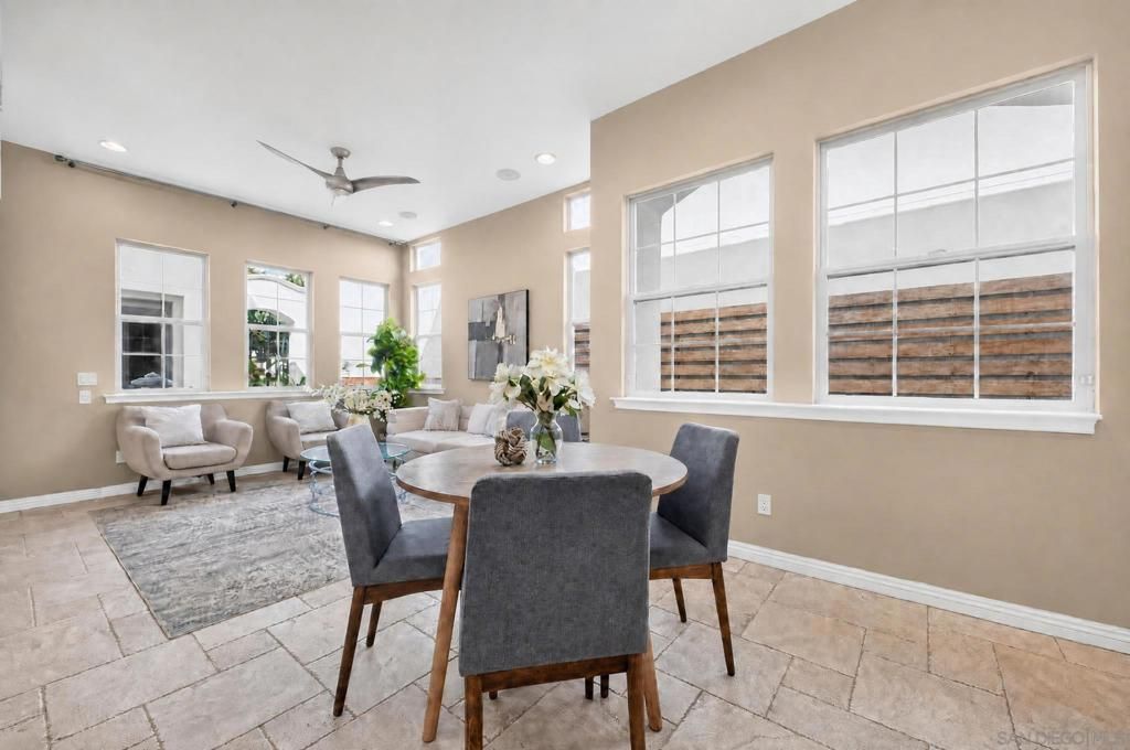Image 18 of property listing at 2985 Farragut Rd, San Diego, CA 92106