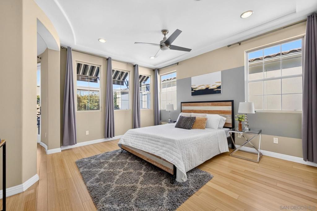 Image 33 of property listing at 2985 Farragut Rd, San Diego, CA 92106