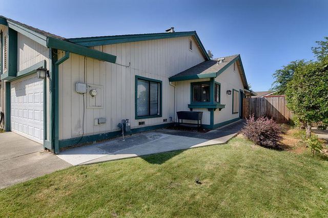 7235 La Luna Ct, Citrus Heights, CA 95621