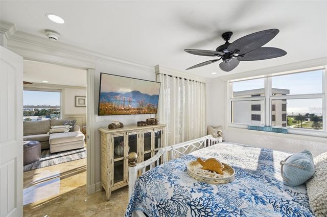 5770 MIDNIGHT PASS ROAD C601, Sarasota, FL 34242