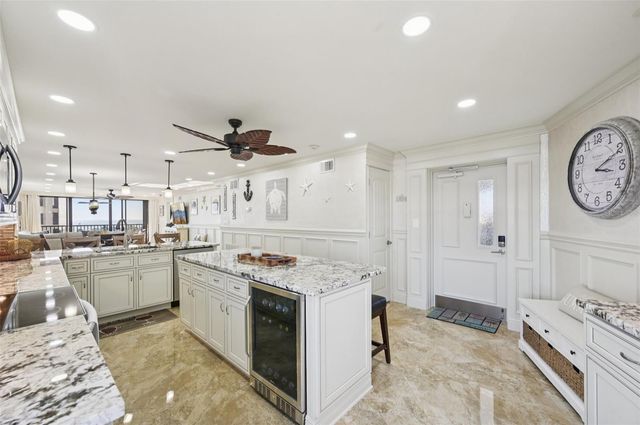 5770 MIDNIGHT PASS ROAD C601, Sarasota, FL 34242