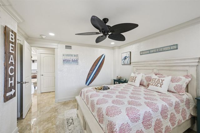 5770 MIDNIGHT PASS ROAD C601, Sarasota, FL 34242