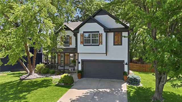 14415 S Summit Street, Olathe, KS 66062