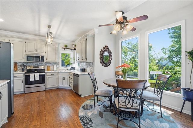 14415 S Summit Street, Olathe, KS 66062