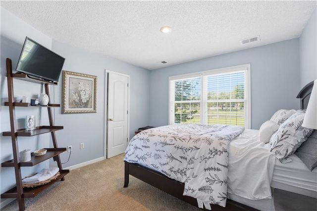 14415 S Summit Street, Olathe, KS 66062