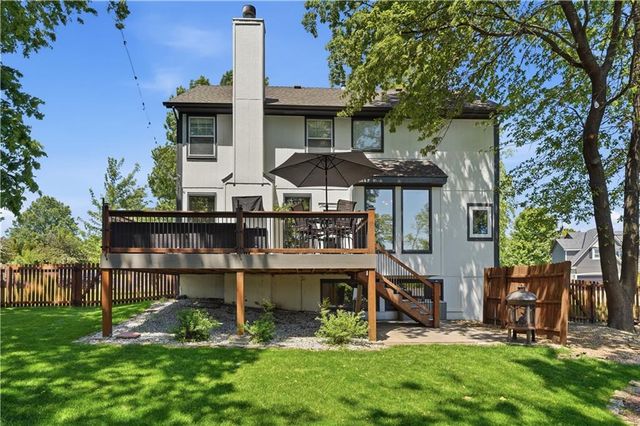 14415 S Summit Street, Olathe, KS 66062