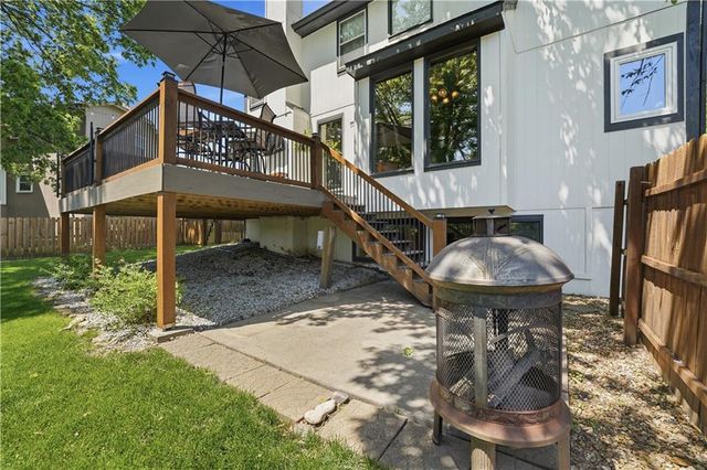 14415 S Summit Street, Olathe, KS 66062