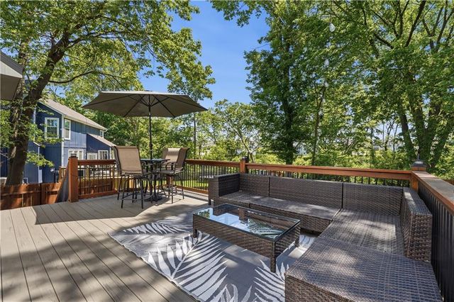 14415 S Summit Street, Olathe, KS 66062