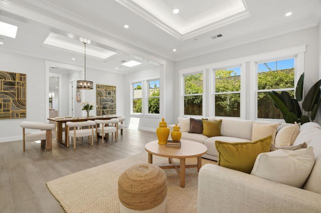 18823 Casa Blanca Lane, Saratoga, CA 95070