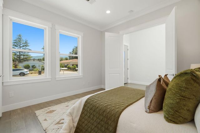 18823 Casa Blanca Lane, Saratoga, CA 95070