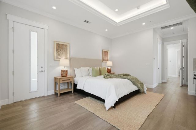 18823 Casa Blanca Lane, Saratoga, CA 95070