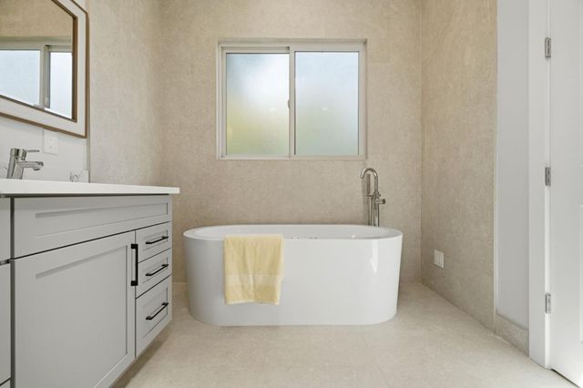 18823 Casa Blanca Lane, Saratoga, CA 95070