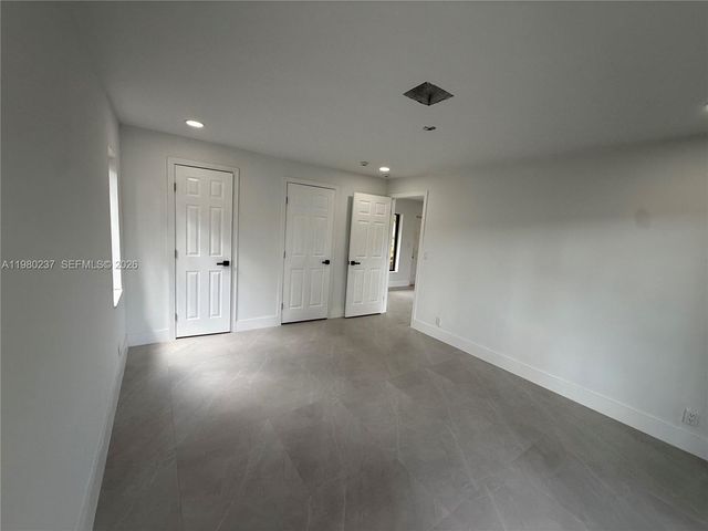 4020 NW 93rd Way, Sunrise, FL 33351