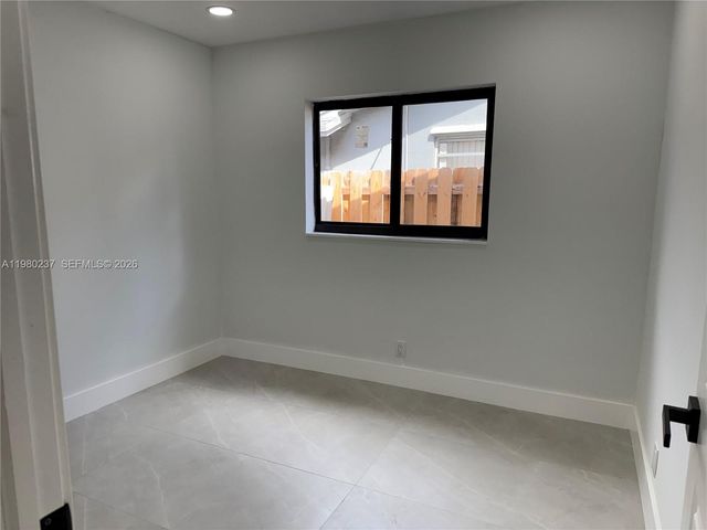 4020 NW 93rd Way, Sunrise, FL 33351