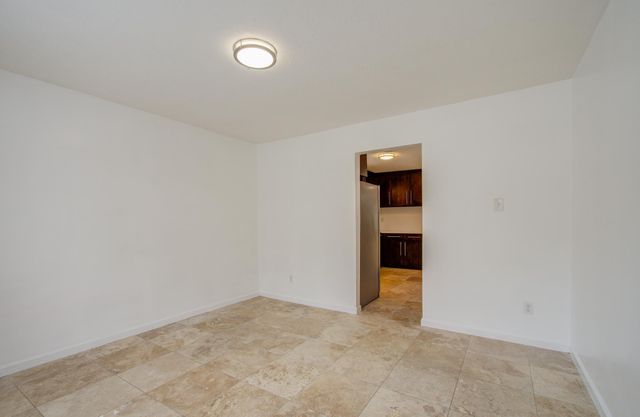 7522 Fernbrook Lane, Houston, TX 77070