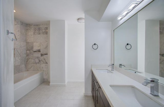 7522 Fernbrook Lane, Houston, TX 77070