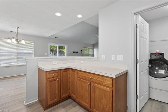 28 Allison Sutton DR, Hampton, VA 23669