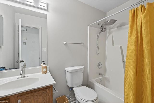 28 Allison Sutton DR, Hampton, VA 23669