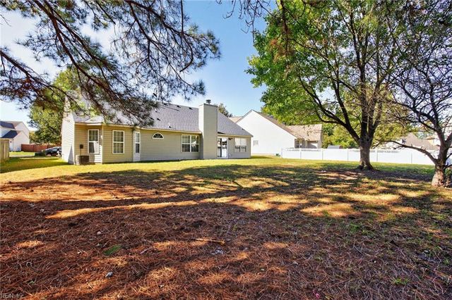 28 Allison Sutton DR, Hampton, VA 23669