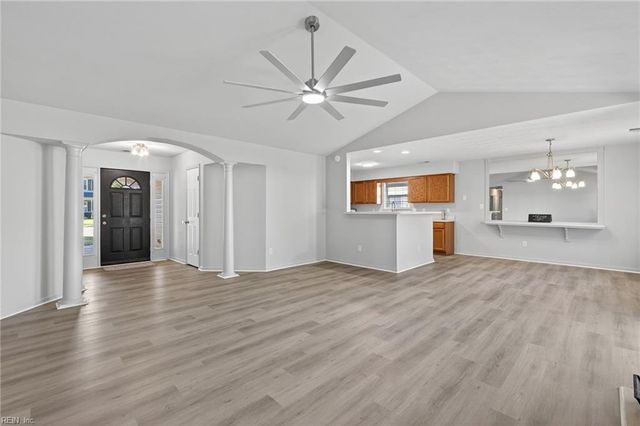 28 Allison Sutton DR, Hampton, VA 23669