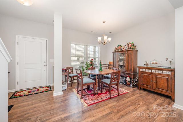 104 Blackstone Court, Statesville, NC 28677