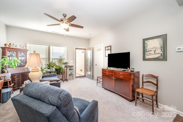 104 Blackstone Court, Statesville, NC 28677