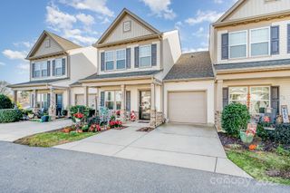 104 Blackstone Court, Statesville, NC 28677