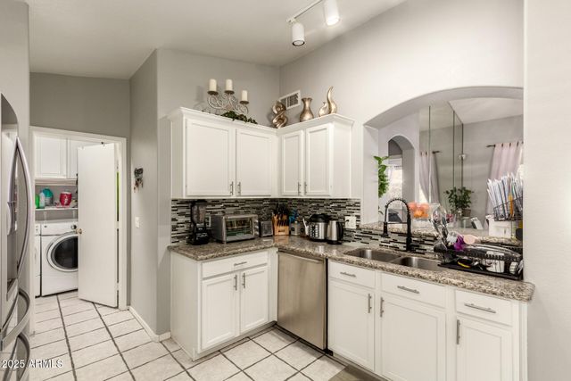 16004 W WASHINGTON Street, Goodyear, AZ 85338