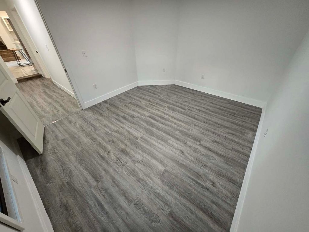 Image 38 of property listing at 14322 MEMORY Lane, Mt Vernon, IL 62864
