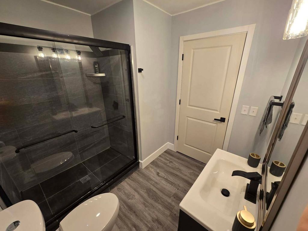 Image 47 of property listing at 14322 MEMORY Lane, Mt Vernon, IL 62864