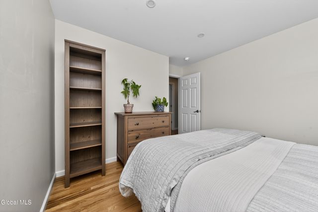 72 Pinehurst Avenue, Albany, NY 12203