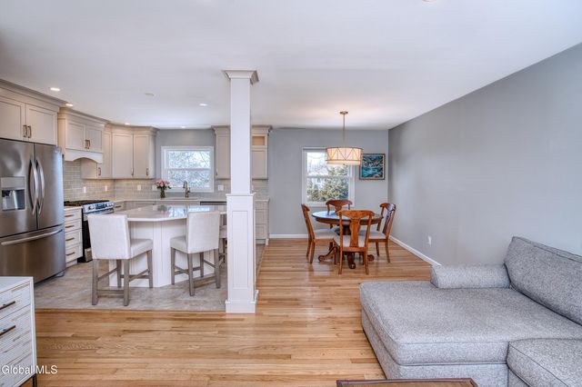 72 Pinehurst Avenue, Albany, NY 12203