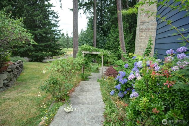 17102 146 Avenue SE, Renton, WA 98058