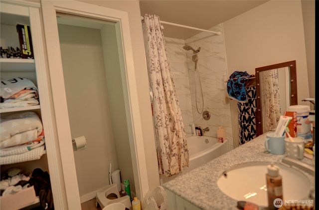 17102 146 Avenue SE, Renton, WA 98058