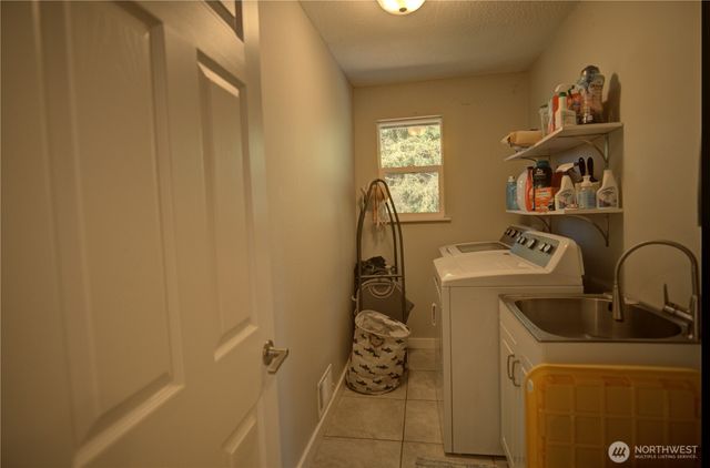 17102 146 Avenue SE, Renton, WA 98058