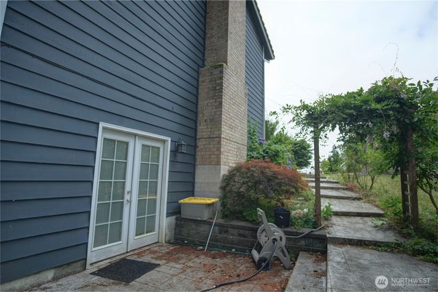 17102 146 Avenue SE, Renton, WA 98058