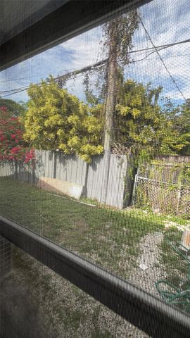 47 SE 13th st 2, Dania Beach, FL 33004