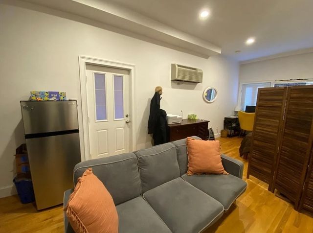 34 North Bennet Street C1, Boston, MA 02113